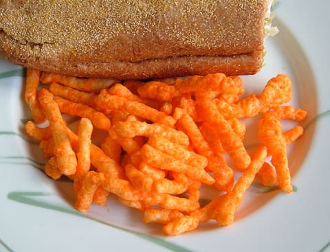 Cheese puffs snack (product-neutral category)