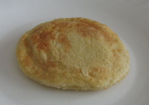 Sardinian seadas fried pastry