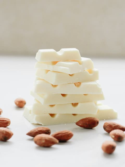 White chocolate pieces