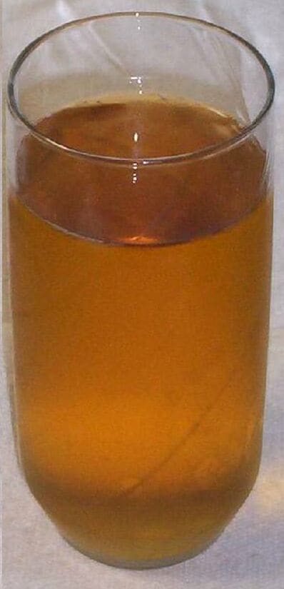 Apple juice in a glass