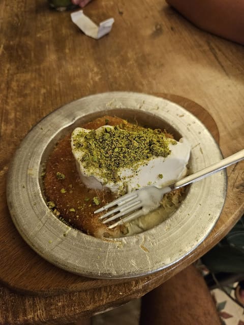 Knafeh / kunafa