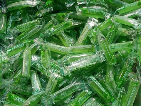 Mint hard candies (product-neutral)