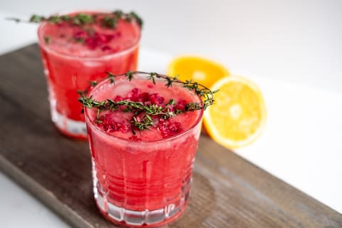 A fermented bottled drink (kombucha context; product-neutral)
