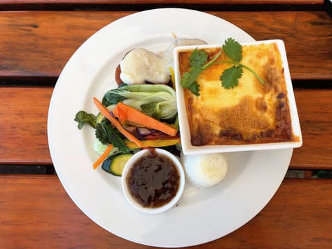 South African bobotie baked mince casserole