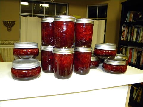 Fruit jam, which commonly uses pectin as a gelling agent